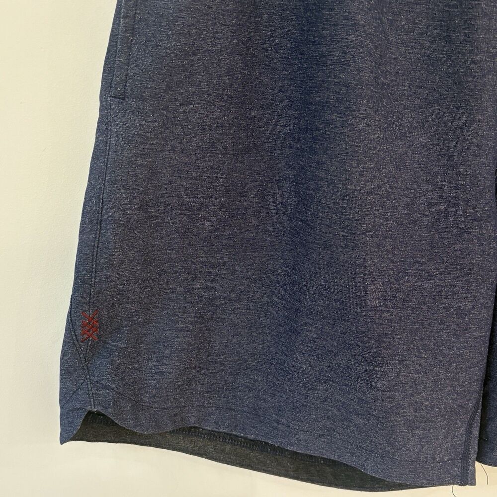 Rhone Performance Active Shorts Mens L Blue Stretch Zip Pocket 7” Inseam Running - Picture 7 of 10